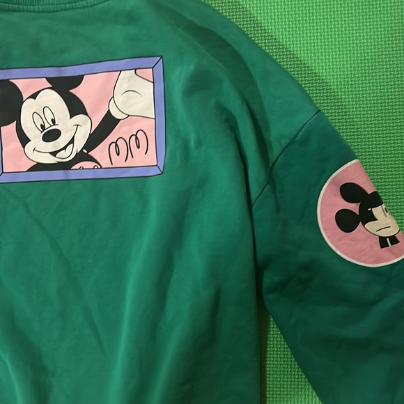 NWOT Disney Mickey Mouse Sweater by Tomorrow - Picture 6 of 8